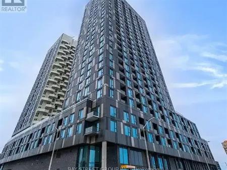 2806 - 498 CALDARI ROAD | 2806 - 498 CALDARI ROAD, Vaughan