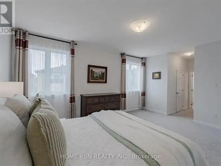 18 FOSSA TERRACE | 18 FOSSA TERRACE, Ottawa