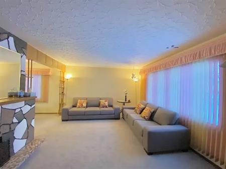 3+2 bungalow+RV Parking, Walk to LRT | 2835 Brentwood Boulevard Northwest, Calgary