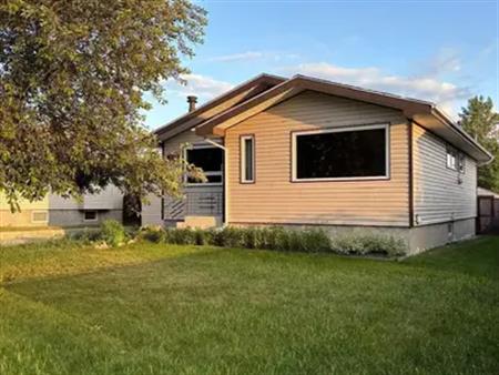 Spacious Home for Rent in Olds | 4713 52 Street, Olds