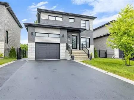 67 Rue de Barcelone | 67 Rue de Barcelone, Gatineau