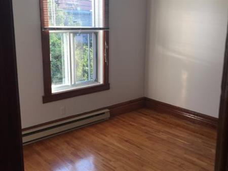 Appartement 4 1/2 dans le plateau mont royal