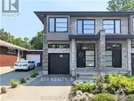 215A ROYAL AVENUE | 215A ROYAL AVENUE, Ottawa