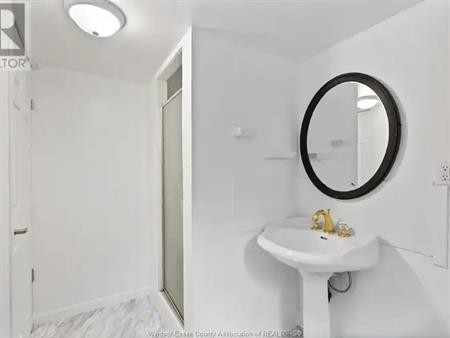 115 WASHINGTON Unit# LOWER | 115 WASHINGTON Unit# LOWER, Colchester