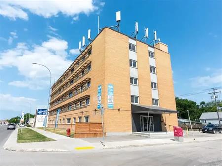 2075 Portage Avenue | 2075 Portage Avenue, Winnipeg