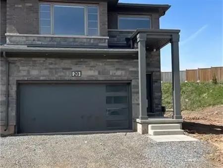 20 - 4552 PORTAGE ROAD | 20 - 4552 PORTAGE ROAD, Niagara Falls