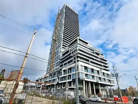 Dundas & River St - 3 bed 2 bath - 1 parking included | 5 Defries Street, Toronto