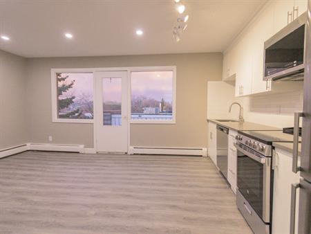 Macewan Place | 10645 113 Street, Edmonton