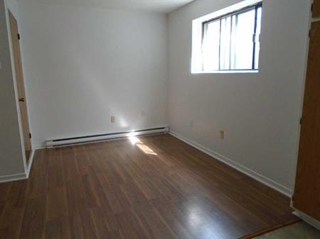 3 1/2 AHUNTSIC MONTREAL