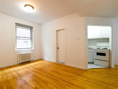 3495 Van Horne | 3495 Avenue Van Horne, Montreal