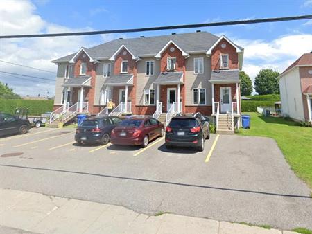 Maison de ville à louer à NDP – Disponible dès le 1er juillet !
