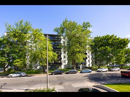 100 Cosburn Ave. | 100 Cosburn Ave, Toronto