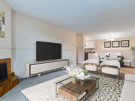 Chancellor Gate | 403 Pendygrasse Rd, Saskatoon