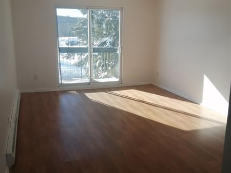 GRAND 2 CHAMBRES CHAUFFE ECLAIRE