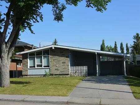 Charleswood Recently Renovated | 2436 Charlebois Drive Northwest, Calgary