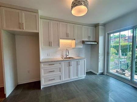 4 ½ (1 Chambre) Rénové