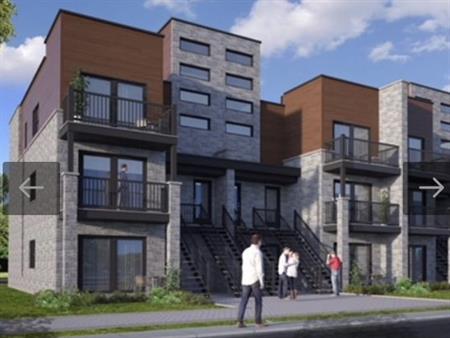 Magnifique Appartement Au Plateau!