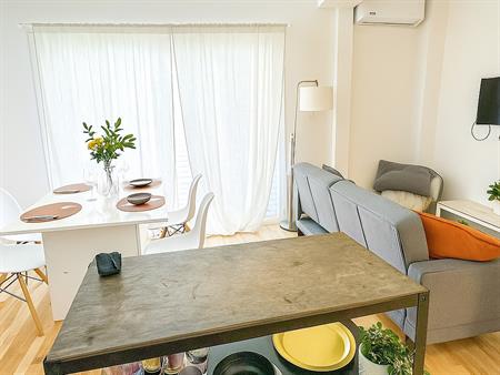 4.5 Neuf Et Terrase Privée à Rosemont!