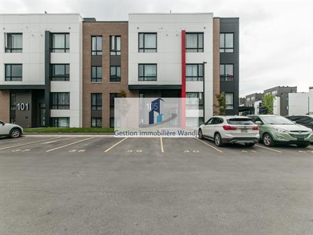 Bel Appartement - 105 Marg. Maillé #402