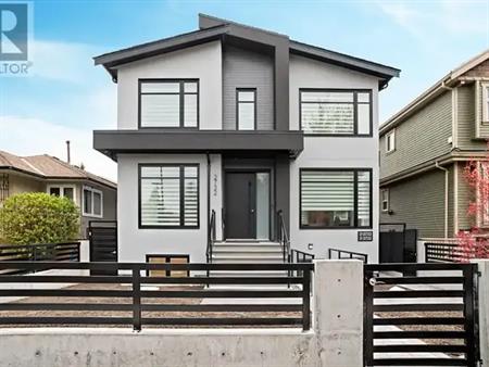 3 2732 E 56TH AVENUE | 3 2732 E 56TH AVENUE, Vancouver