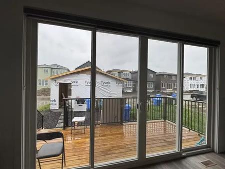 3 bedrooms 2.5 bathroom with double car garage | Calgary