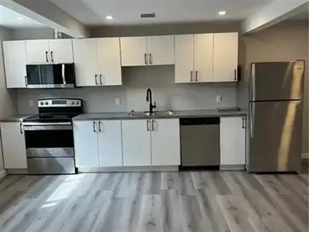 Modern 1 Bedroom Basement Suite - Close to MRU! Perfect for students! | Calgary