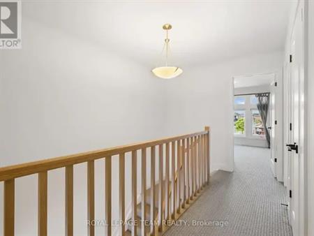 799 CAIRN CRESCENT | 799 CAIRN CRESCENT, Ottawa