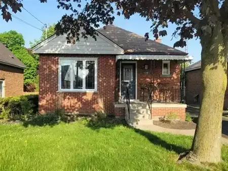 Beautiful 3-Bedroom, 2-Bath Home for Rent – 129 Beland Ave S, Hamilton | 129 Beland Avenue South, Hamilton