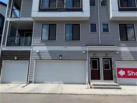 #125 380 Seton Villas Southeast | 380 Seton Villas Southeast, Calgary