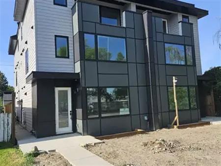 Luxury New Build in Killarney - close to transit, shops/restaurants & schools | 1936 35 Street Southwest, Calgary