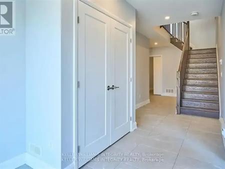 157 BOUNDSTONE WAY | 157 BOUNDSTONE WAY, Ottawa