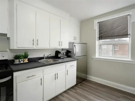 1324 Monterey Avenue | 1324 Monterey Avenue, Hamilton