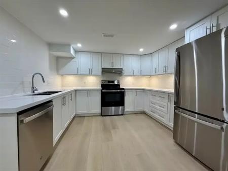 Lower- 25 Meadowbrook Crescent | 25 Meadowbrook Crescent, St. Catharines