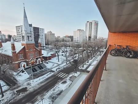 FULLY FURNISHED - Prime Location Downtown Condo | 9917 110 St NW, Edmonton
