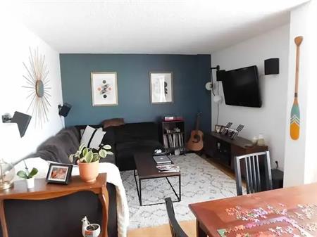 2 Weeks Free Rent. Student Special. Upgraded Kensington Condo | 202 - 314 14 St NW, Calgary