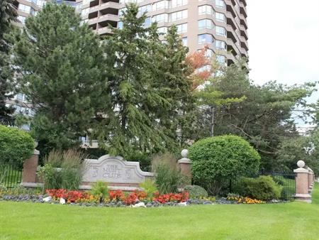 Downsview Park CityTowns #15472 | 60 George Butchart Drive, North York