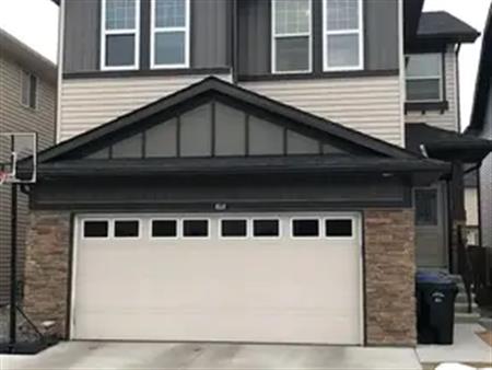 Beautiful & Spacious Family Lived 4-Bedroom House available for Rent | 440 Skyview Shores Manor Northeast, Calgary