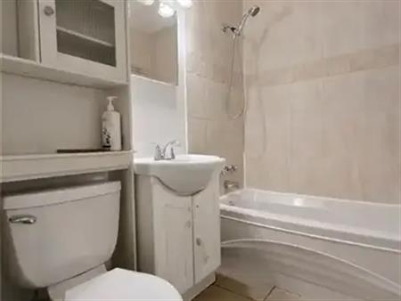 33 QUEENSTON Drive Unit# A | 33 QUEENSTON Drive Unit# A, Kitchener