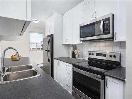10 Highland Cres. | 10 Highland Crescent, Kitchener