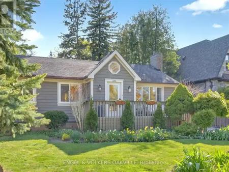 236 BURTON ROAD | 236 BURTON ROAD, Oakville