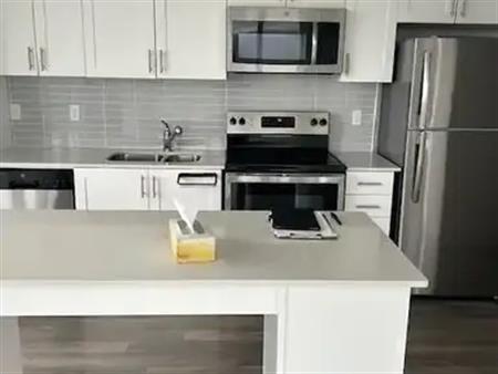 550 NORTH SERVICE Road Unit# 1201 | 550 NORTH SERVICE Road Unit# 1201, Grimsby