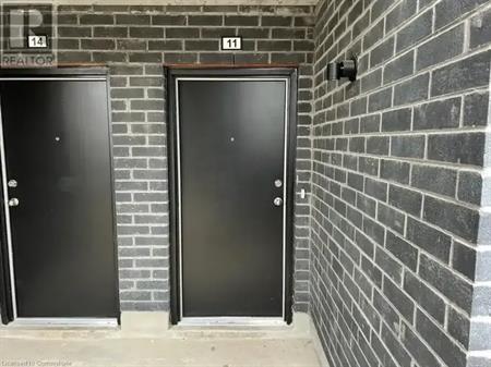 235 CHAPEL HILL Drive Unit# 11 | 235 CHAPEL HILL Drive Unit# 11, Kitchener