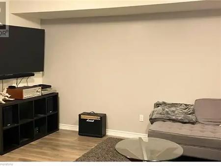550 GOLDENROD Lane Unit# 122 | 550 GOLDENROD Lane Unit# 122, Kitchener
