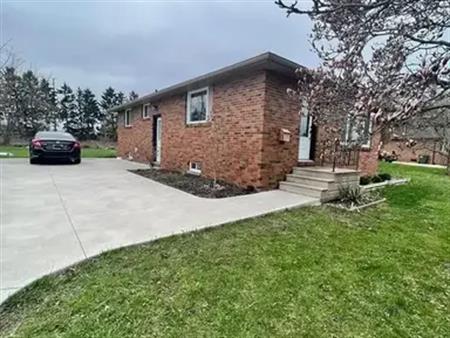 3145 HARMONY DRIVE | 3145 HARMONY DRIVE, Windsor