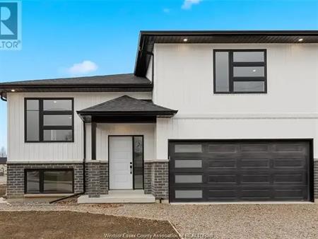 306B KEMPT | 306B KEMPT, Amherstburg