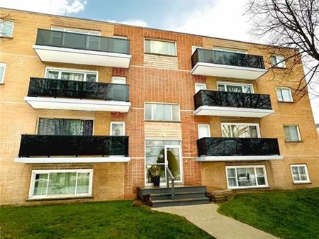 Breton Place Apartments - PARKING SPACE, WATER & HEAT INCLUDED | 102 Breton Road, Sault Ste. Marie