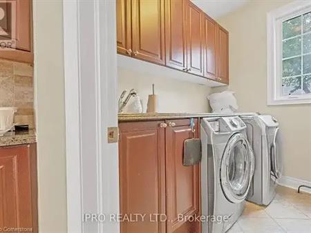 1382 STOREY Drive | 1382 STOREY Drive, Milton
