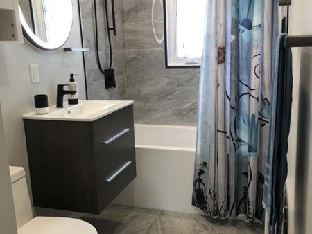 Appartement Entièrement Rénové à Hull