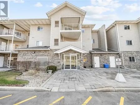 1390 LAUZON ROAD Unit# 325 | 1390 LAUZON ROAD Unit# 325, Windsor