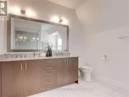 41 - 260 ROYALTON COMMON | 41 - 260 ROYALTON COMMON, Oakville